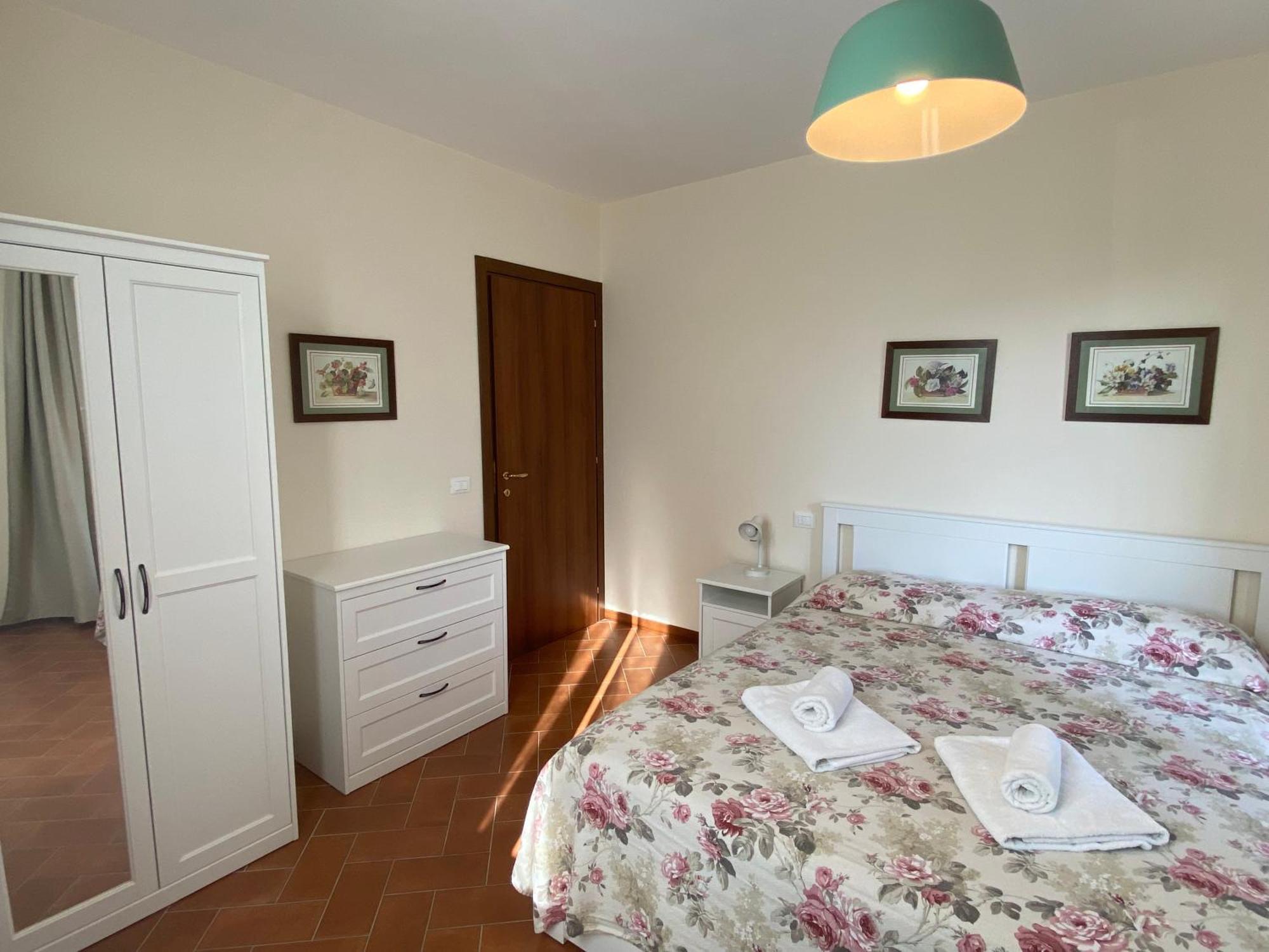 Residenza Cipressi E Olivi Apartamento Verona Exterior foto