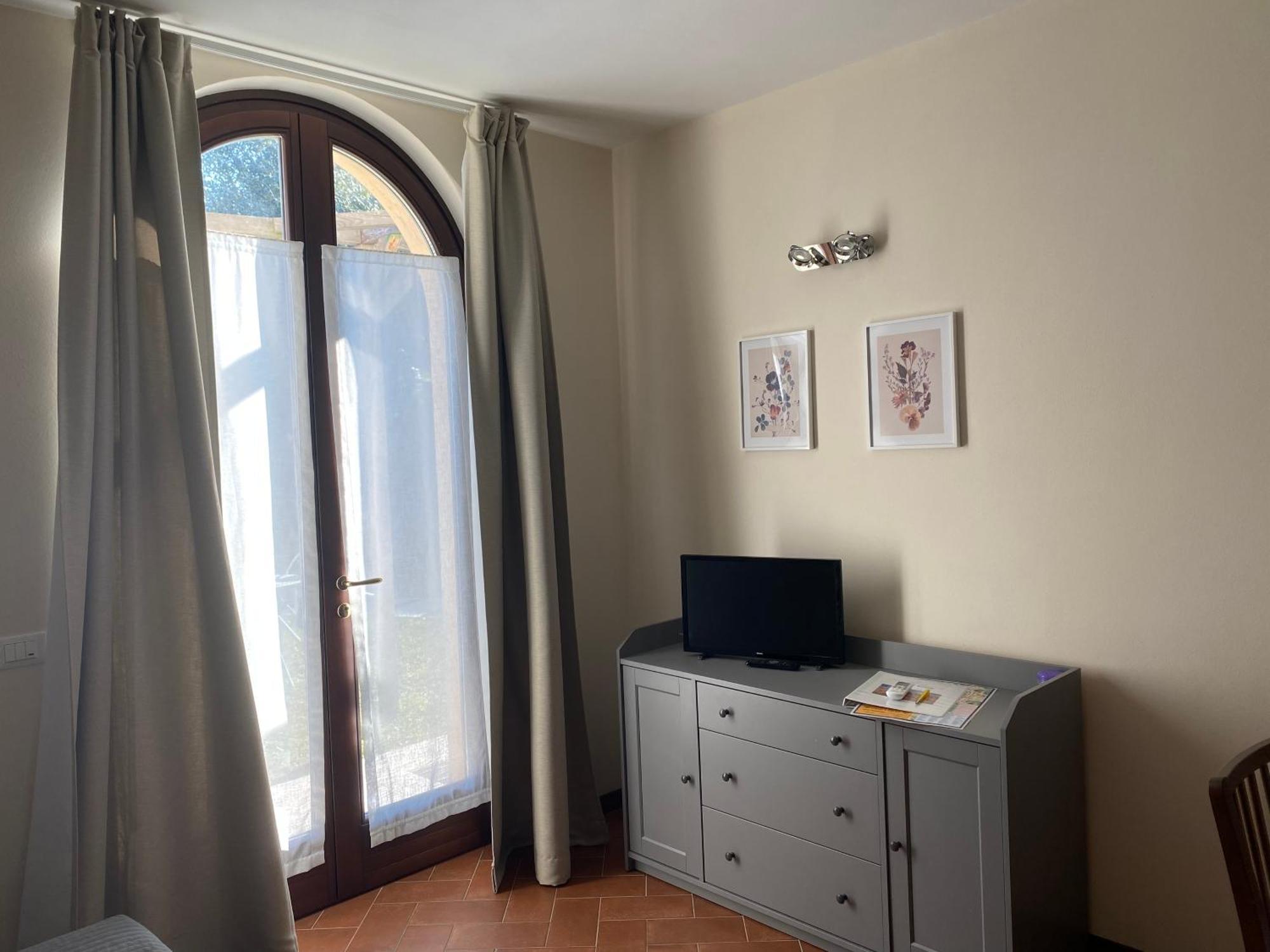 Residenza Cipressi E Olivi Apartamento Verona Exterior foto