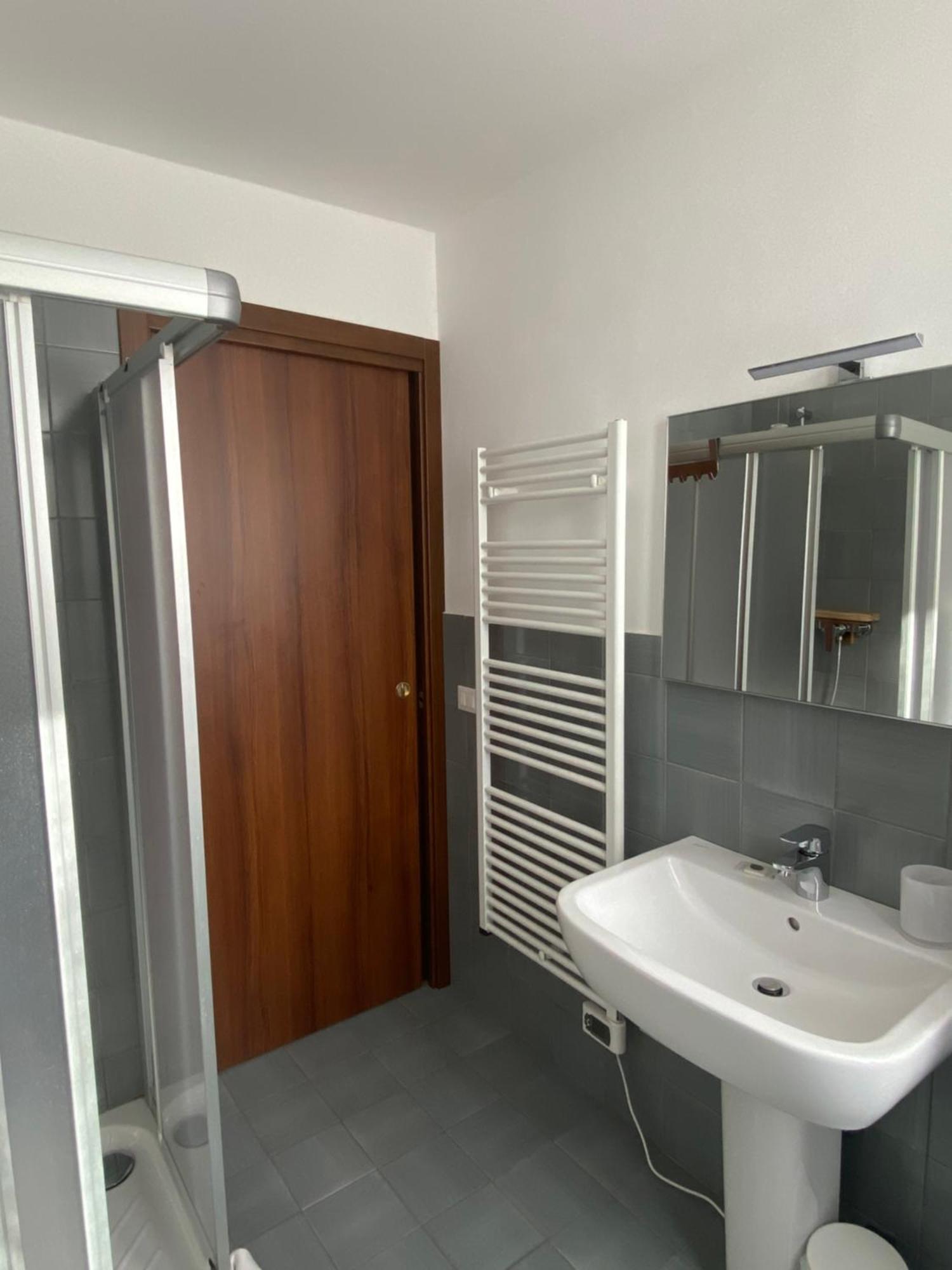 Residenza Cipressi E Olivi Apartamento Verona Exterior foto